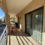 Apartament Superb For 4 Sea View & Terrace Private Parking *